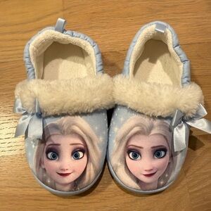 H&M Elsa Slippers sz 11/12